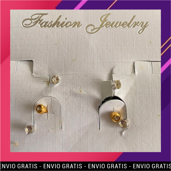 Oferta en Aretes Pequeños con Strass